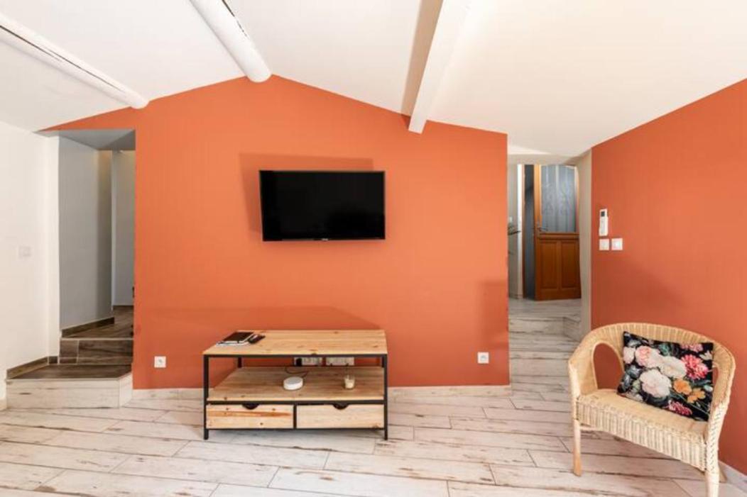 Le Marronnier 2 Apartamento LʼIsle-sur-la-Sorgue Exterior foto