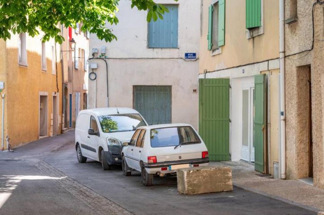 Le Marronnier 2 Apartamento LʼIsle-sur-la-Sorgue Exterior foto